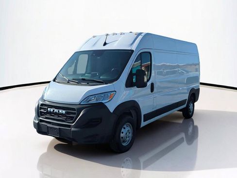 Used 2023 RAM ProMaster 2500 FWD image 9