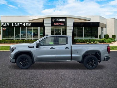 Used 2025 GMC Sierra 1500 Elevation image 2