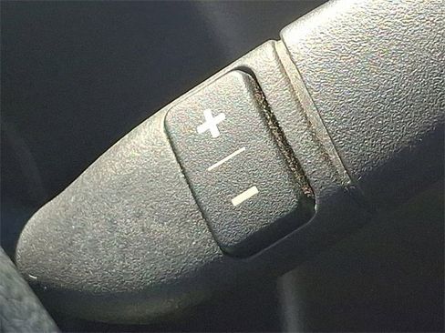 Used 2020 Chevrolet Express 2500 image 17