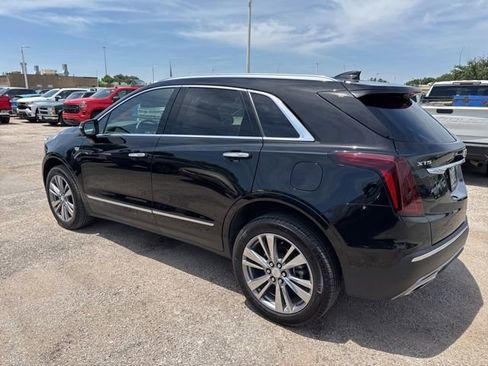 Used 2025 Cadillac XT5 Premium Luxury w/ Technology Package FWD image 4