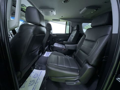Used 2019 GMC Yukon XL Denali w/ Denali Ultimate Package image 28