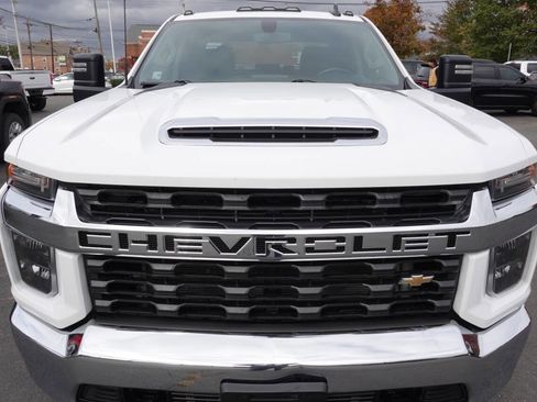 Used 2023 Chevrolet Silverado 2500 LT w/ Snow Plow Prep/Camper Package image 6