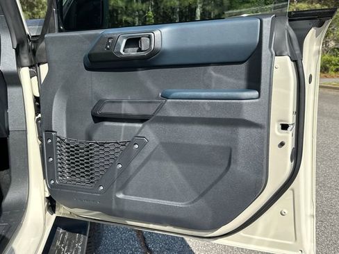 New 2026 Ford Bronco Heritage Edition AWD/4WD image 14
