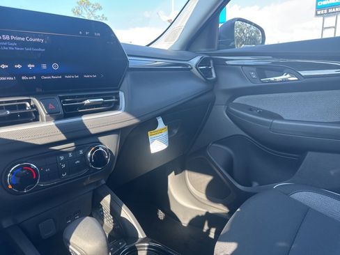 New 2026 Chevrolet TrailBlazer LS image 20