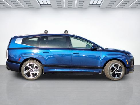 New 2026 Hyundai Ioniq 9 Calligraphy image 4