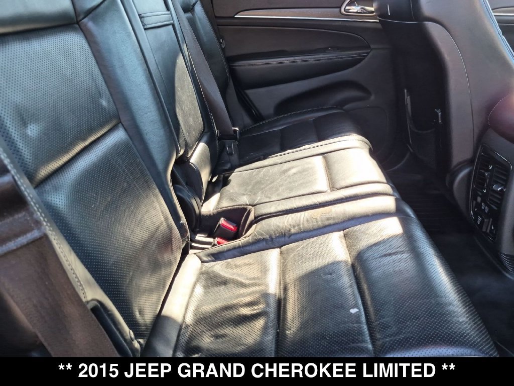 Used 2015 Jeep Grand Cherokee Limited w/ Luxury Group II AWD/4WD image 31