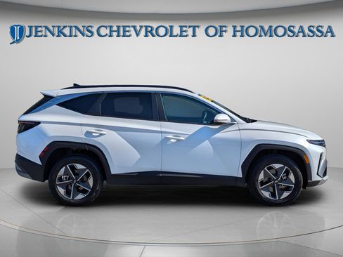 Used 2025 Hyundai Tucson SEL AWD/4WD image 2