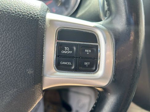 Used 2014 Dodge Grand Caravan SXT w/ Quick Order Package 29G SXT FWD image 18