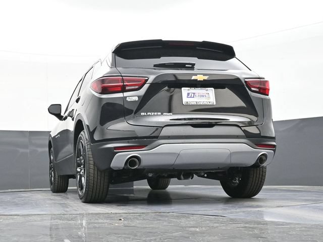 New 2026 Chevrolet Blazer LT w/ Convenience Package AWD/4WD image 37
