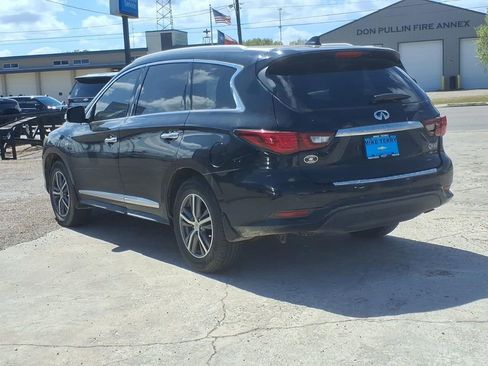 Used 2019 INFINITI QX60 Luxe w/ Essential Package FWD image 3