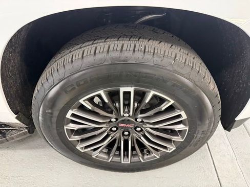 New 2026 GMC Yukon XL Elevation w/ LPO, Floor Liner Package image 4