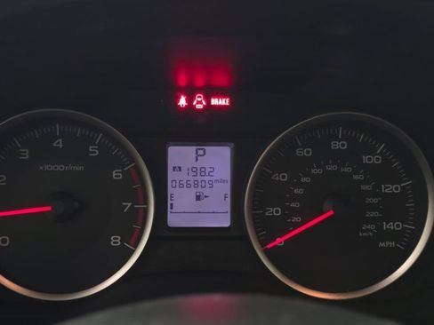 Used 2015 Subaru Forester 2.5i Premium w/ All-Weather Package image 14