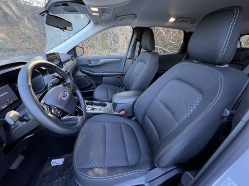 New 2025 Ford Escape Active w/ Cold Weather Package image 13