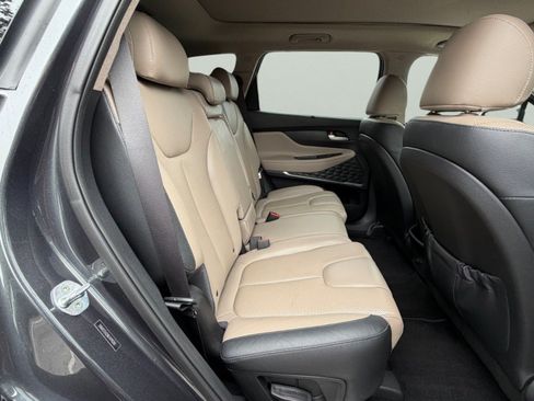 Used 2020 Hyundai Santa Fe SEL w/ Convenience + Premium Package FWD image 16