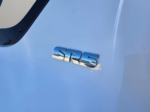 Used 2014 Toyota 4Runner SR5 AWD/4WD image 20