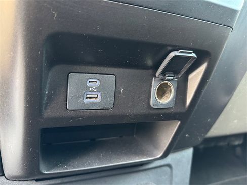 Used 2022 Ford F350 XLT image 27