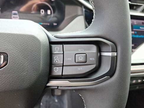 Certified 2026 Jeep Cherokee Limited AWD/4WD image 23