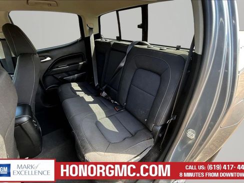 Used 2022 Chevrolet Colorado LT w/ LT Convenience Package AWD/4WD image 23