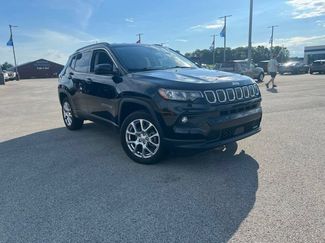 Used 2022 Jeep Compass Latitude AWD/4WD video 2