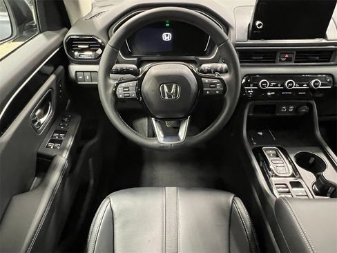 New 2025 Honda Pilot EX-L image 16