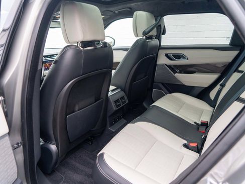 Used 2018 Land Rover Range Rover Velar image 35