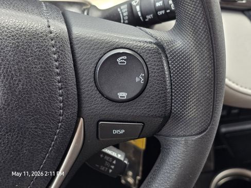 Used 2015 Toyota RAV4 XLE FWD image 28