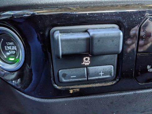 Used 2023 Chevrolet Silverado 1500 RST image 35