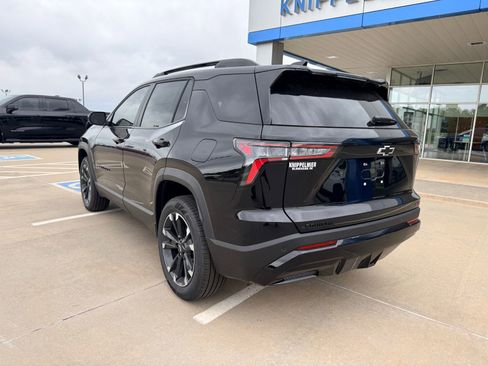 New 2026 Chevrolet Equinox RS w/ Convenience Package III FWD image 11