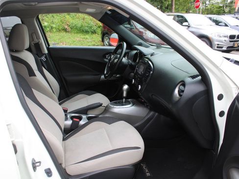 Used 2012 Nissan Juke SV AWD/4WD image 31