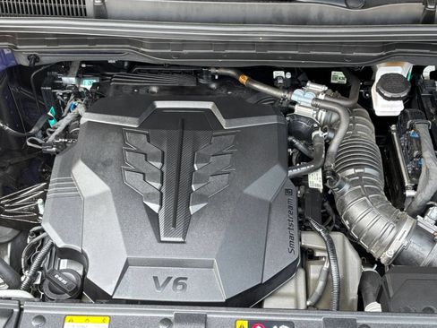 Used 2026 Kia Carnival FWD image 30