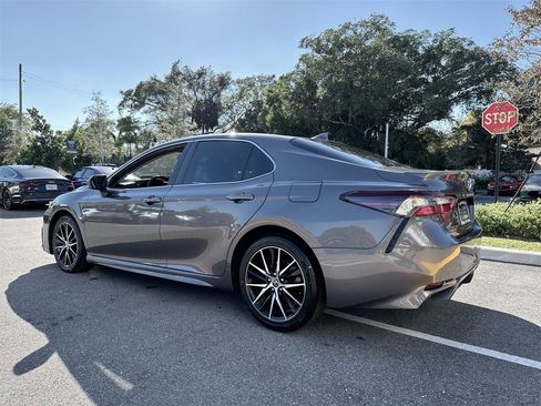 Used 2023 Toyota Camry SE image 27