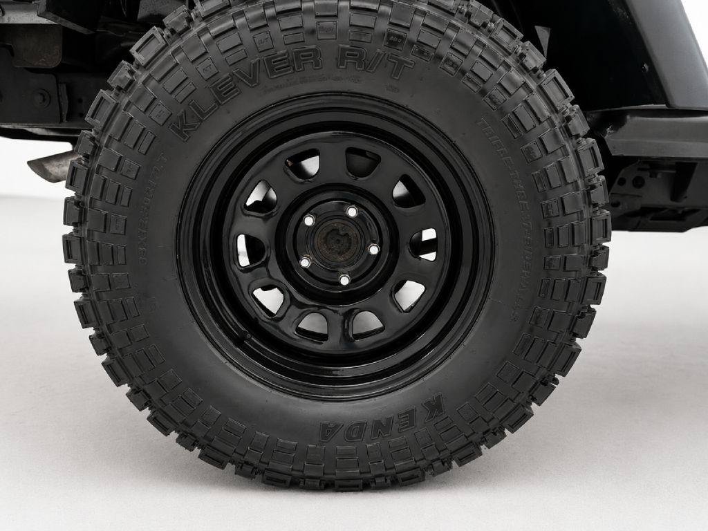 Used 2018 Jeep Wrangler Unlimited Sport AWD/4WD image 28