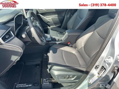 New 2026 Toyota Corolla Cross XLE image 9