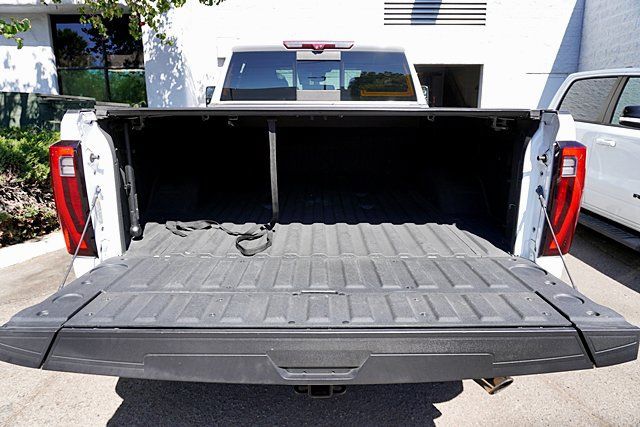 Used 2024 GMC Sierra 2500 Denali w/ Technology Package AWD/4WD image 23