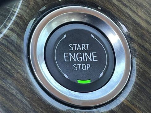 Used 2021 Cadillac XT6 Sport w/ Platinum Package image 23