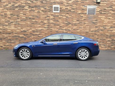 Used 2017 Tesla Model S image 8