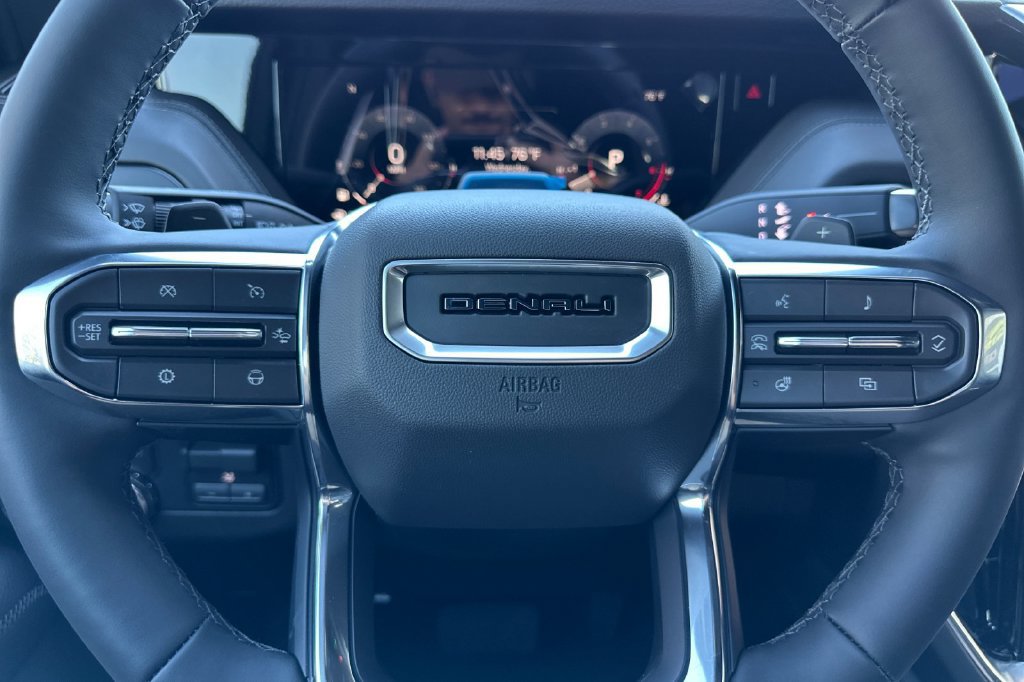 New 2027 GMC Yukon Denali w/ Advanced Technology Package AWD/4WD image 29