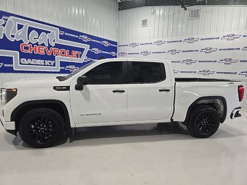 Used 2024 GMC Sierra 1500 Pro w/ Graphite Edition image 5