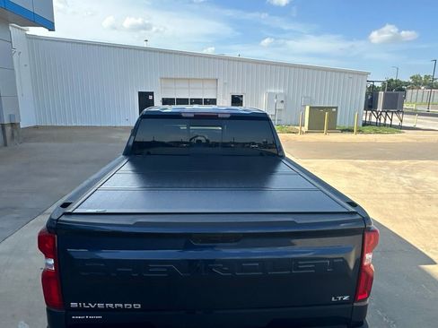 Used 2022 Chevrolet Silverado 1500 LTZ w/ Safety Package II AWD/4WD image 34