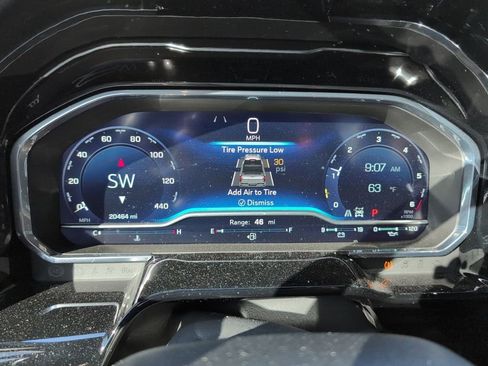 Used 2023 Chevrolet Silverado 1500 LTZ w/ Technology Package image 10