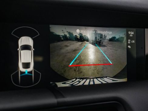 Used 2021 Porsche Taycan image 24