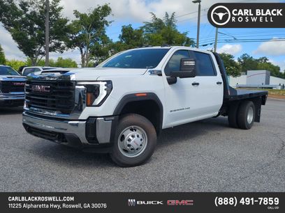 New 2025 GMC Sierra 3500 Pro w/ Convenience Package