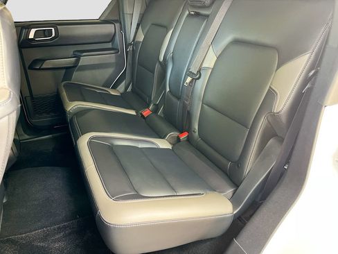 Used 2025 Ford Bronco Outer Banks AWD/4WD image 25