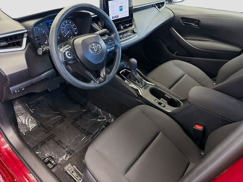 Used 2024 Toyota Corolla LE image 7