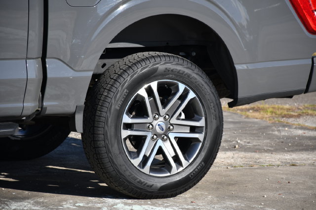 Used 2021 Ford F150 XL w/ STX Appearance Package AWD/4WD image 13