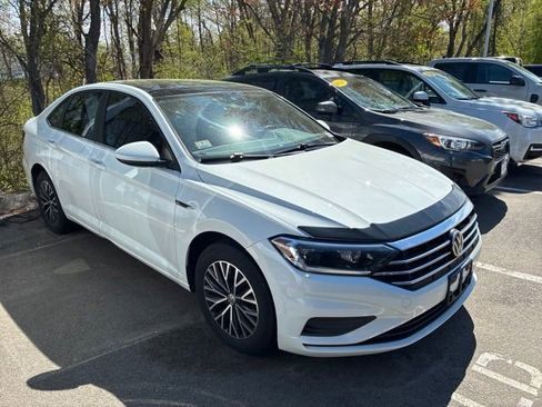 Used 2019 Volkswagen Jetta SEL FWD image 1