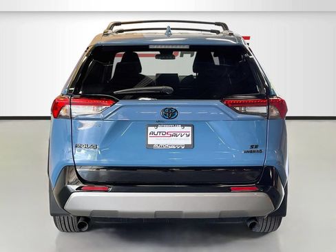 Used 2024 Toyota RAV4 SE AWD/4WD image 6