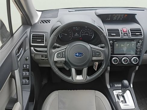 Used 2017 Subaru Forester 2.5i Limited AWD/4WD image 4