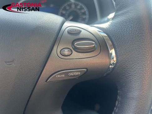 Used 2024 Nissan Murano SV image 48
