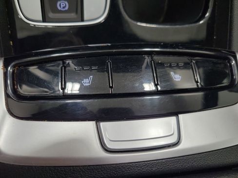 Used 2023 Hyundai Santa Cruz SEL Premium image 41